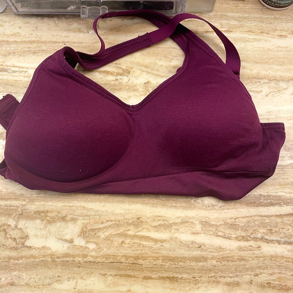 MAE sports bra